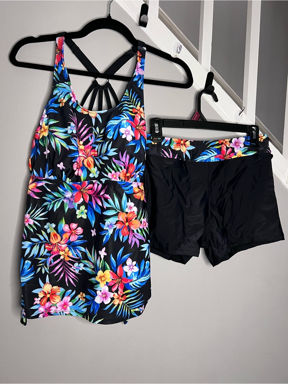 0055: Tankini with Shorts - Two Piece Tummy Control Side Tie Top with Boy Short - Picture 6 of 16